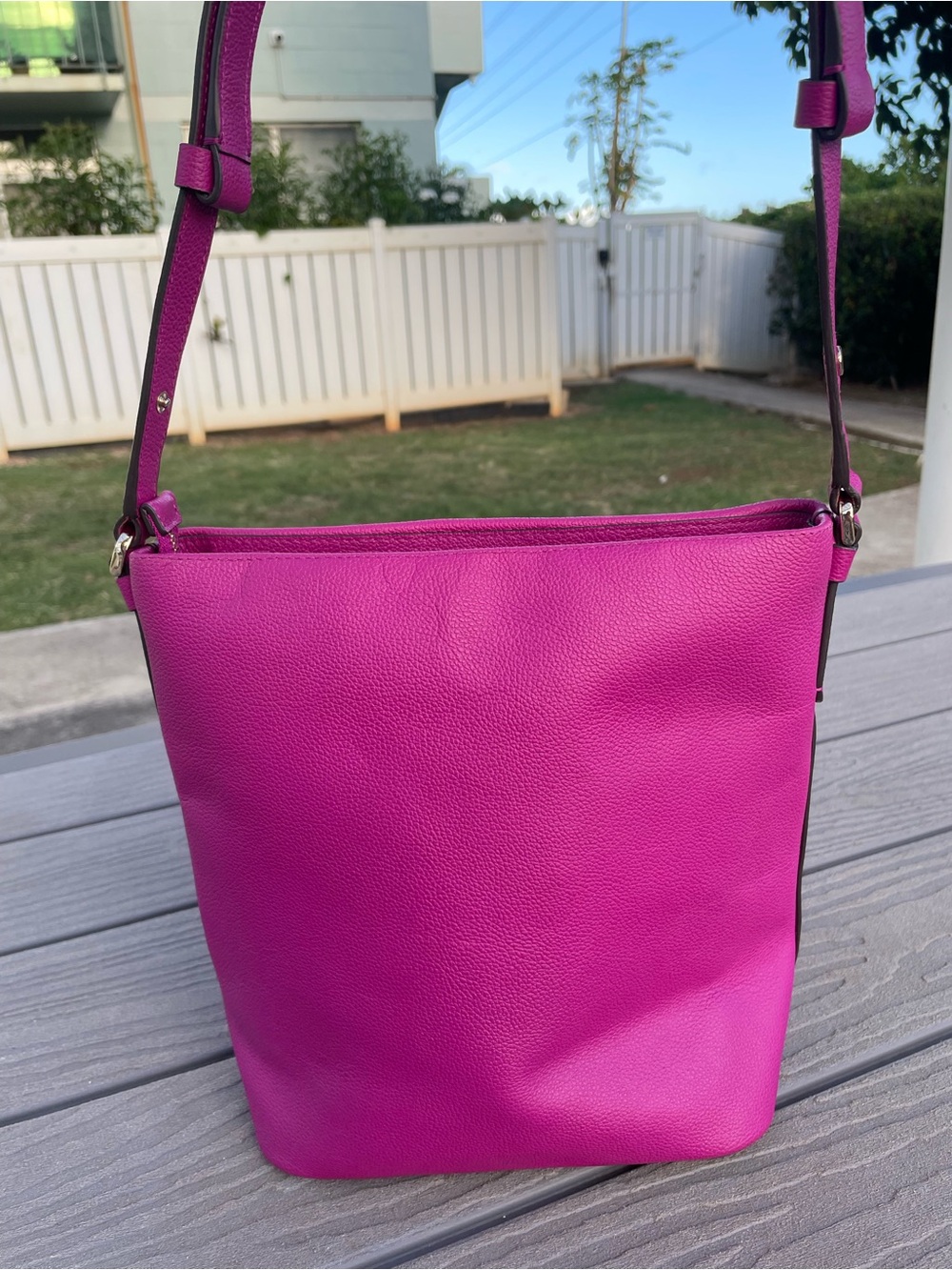 kate spade Hot Pink Pebbled Leather Crossbody/Shoulder Bag - Picture 2 of 8